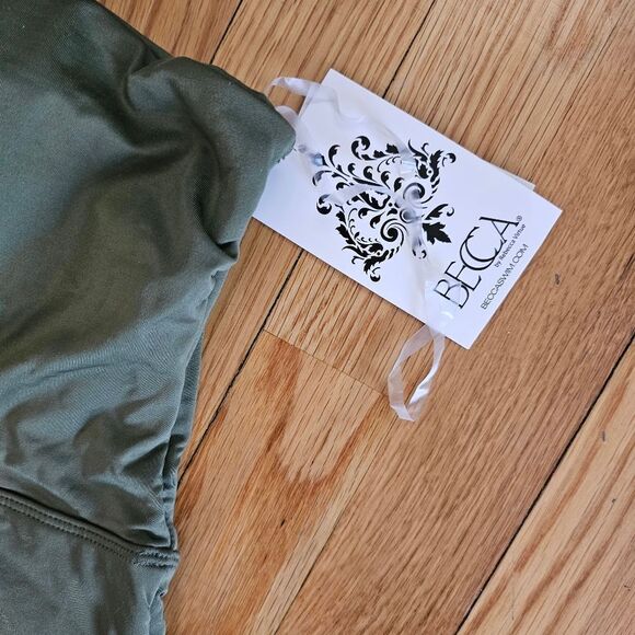 Becca by Rebecca Virtue Fine Line Tessa Crossover High Neck One-Piece Size Small - Picture 16 of 16